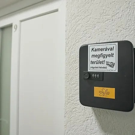 Sunlight Bronze - Exclusive